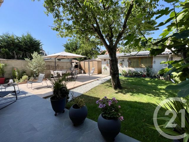 maison à vendre - 5 pièces - 99.92 m2 - TREMBLAY EN FRANCE - 93 - ILE-DE-FRANCE - Century 21 Villeparimo