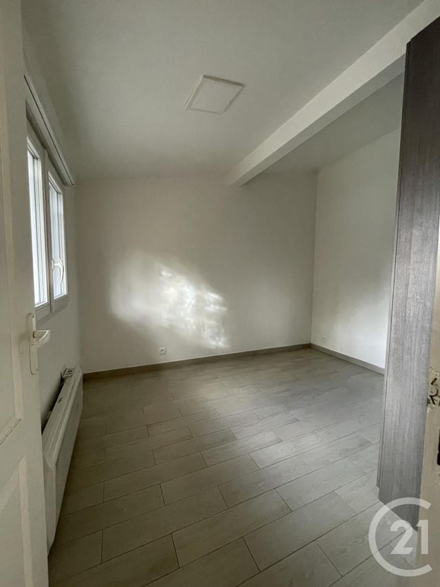 Afficher la photo en grand maison à vendre - 7 pièces - 110.57 m2 - MITRY MORY - 77 - ILE-DE-FRANCE - Century 21 Villeparimo