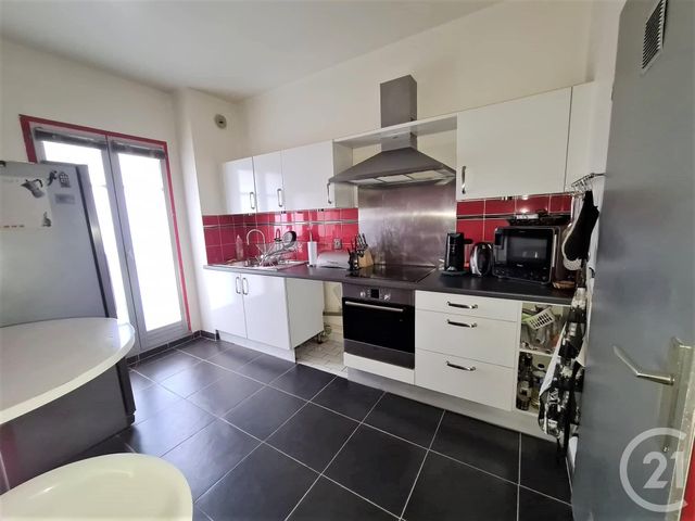 Afficher la photo en grand Appartement F3 à vendre - 3 pièces - 67.4 m2 - VILLEPARISIS - 77 - ILE-DE-FRANCE - Century 21 Villeparimo