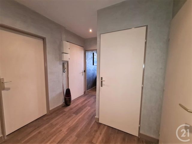 Afficher la photo en grand Appartement F3 à vendre - 3 pièces - 67.4 m2 - VILLEPARISIS - 77 - ILE-DE-FRANCE - Century 21 Villeparimo