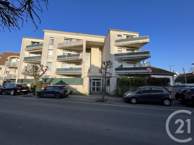 Appartement F3 à vendre - 3 pièces - 64.3 m2 - VILLEPARISIS - 77 - ILE-DE-FRANCE - Century 21 Villeparimo