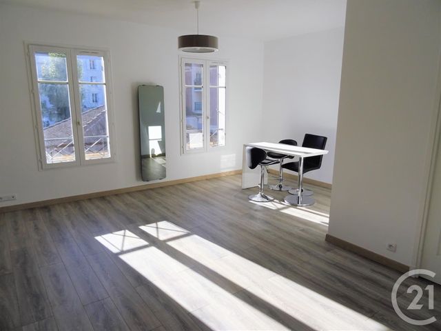 Appartement F3 à vendre - 3 pièces - 58.12 m2 - VILLEPARISIS - 77 - ILE-DE-FRANCE - Century 21 Villeparimo