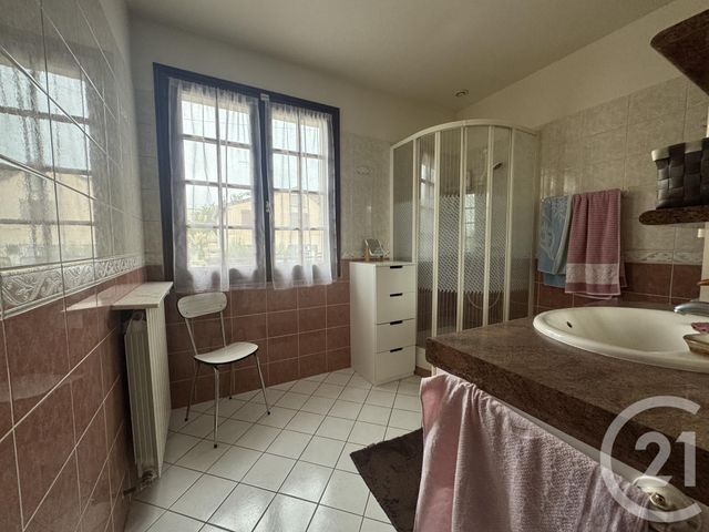 maison à vendre - 7 pièces - 142.02 m2 - MITRY MORY - 77 - ILE-DE-FRANCE - Century 21 Villeparimo