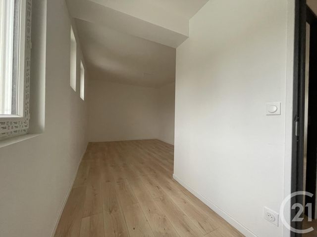 Afficher la photo en grand maison à vendre - 11 pièces - 187.5 m2 - VILLEPARISIS - 77 - ILE-DE-FRANCE - Century 21 Villeparimo
