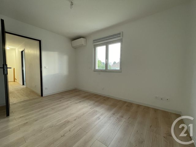 Afficher la photo en grand maison à vendre - 11 pièces - 187.5 m2 - VILLEPARISIS - 77 - ILE-DE-FRANCE - Century 21 Villeparimo