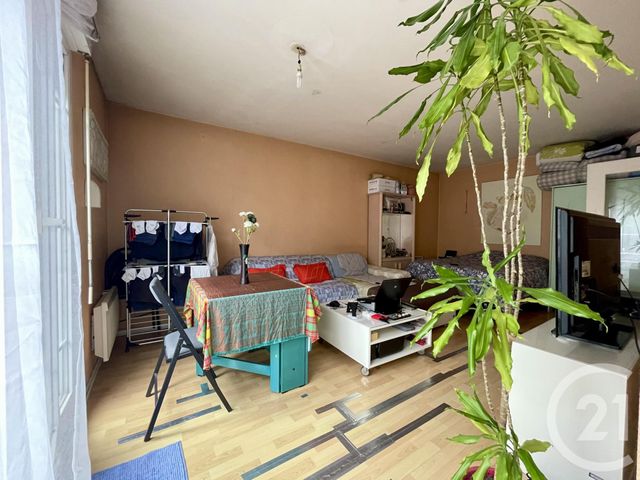 Appartement F1 à vendre - 1 pièce - 30.83 m2 - TREMBLAY EN FRANCE - 93 - ILE-DE-FRANCE - Century 21 Villeparimo