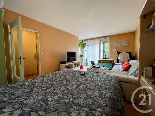 Appartement F1 à vendre - 1 pièce - 30.83 m2 - TREMBLAY EN FRANCE - 93 - ILE-DE-FRANCE - Century 21 Villeparimo