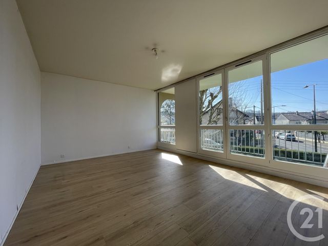 Appartement F5 à vendre - 5 pièces - 97.47 m2 - VILLEPARISIS - 77 - ILE-DE-FRANCE - Century 21 Villeparimo