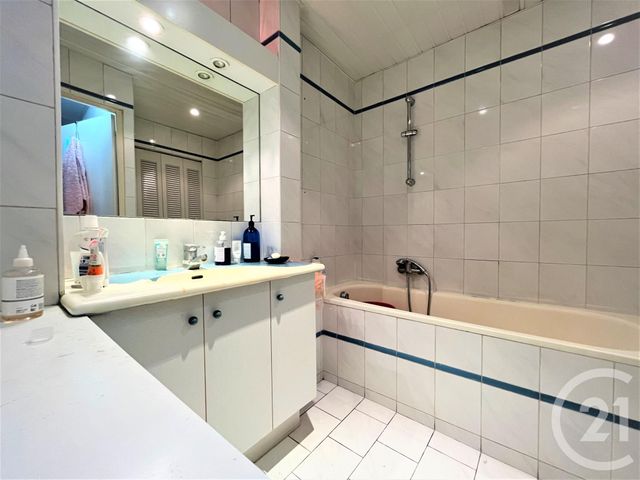 Appartement F4 à vendre - 4 pièces - 70.26 m2 - VILLEPARISIS - 77 - ILE-DE-FRANCE - Century 21 Villeparimo