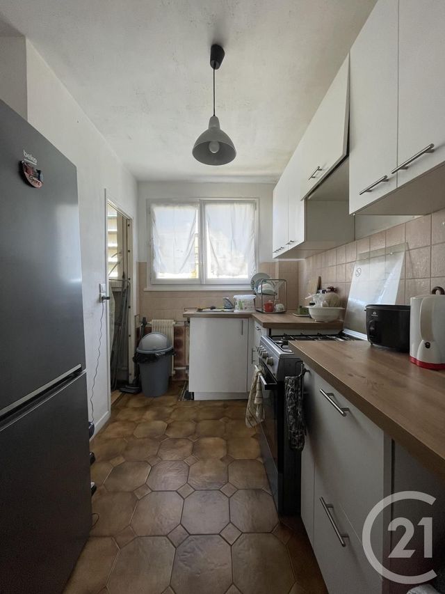 Appartement F4 à vendre - 4 pièces - 70.26 m2 - VILLEPARISIS - 77 - ILE-DE-FRANCE - Century 21 Villeparimo