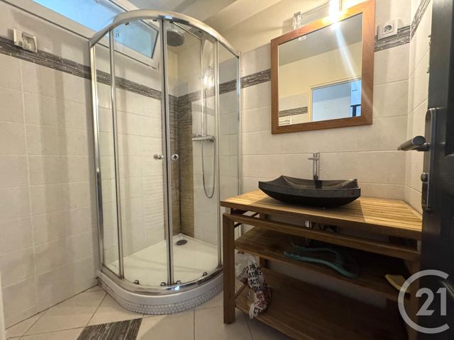 Appartement F1 à vendre - 1 pièce - 45.2 m2 - PARIS - 75010 - ILE-DE-FRANCE - Century 21 Villeparimo