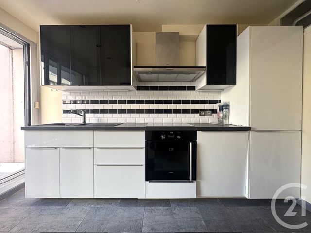 Appartement F1 à vendre - 1 pièce - 45.2 m2 - PARIS - 75010 - ILE-DE-FRANCE - Century 21 Villeparimo