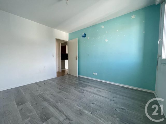 Afficher la photo en grand Appartement F2 à vendre - 2 pièces - 43.59 m2 - VILLEPARISIS - 77 - ILE-DE-FRANCE - Century 21 Villeparimo