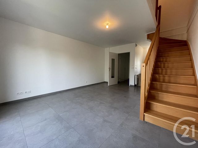 Appartement Duplex à vendre - 3 pièces - 55.8 m2 - MITRY MORY - 77 - ILE-DE-FRANCE - Century 21 Villeparimo