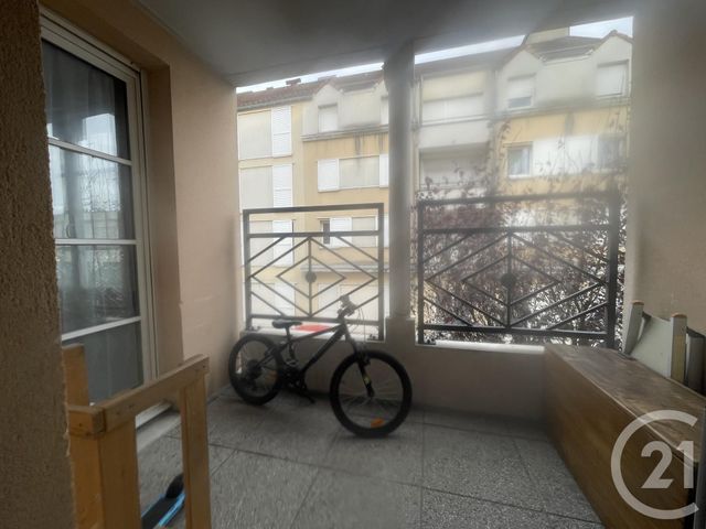 Appartement F3 à vendre - 3 pièces - 59.64 m2 - VILLEPARISIS - 77 - ILE-DE-FRANCE - Century 21 Villeparimo