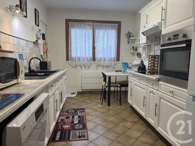 Appartement F4 à vendre - 4 pièces - 77.85 m2 - VILLEPARISIS - 77 - ILE-DE-FRANCE - Century 21 Villeparimo