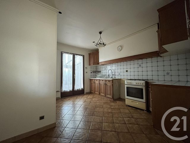 maison à vendre - 8 pièces - 218.47 m2 - TREMBLAY EN FRANCE - 93 - ILE-DE-FRANCE - Century 21 Villeparimo