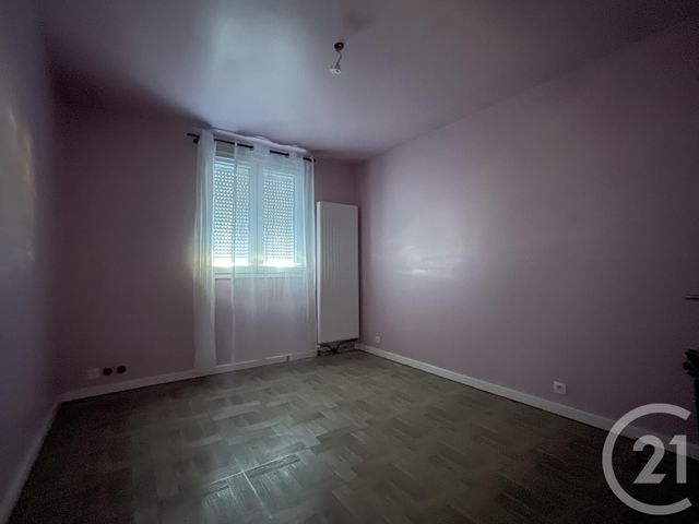 maison à vendre - 8 pièces - 218.47 m2 - TREMBLAY EN FRANCE - 93 - ILE-DE-FRANCE - Century 21 Villeparimo