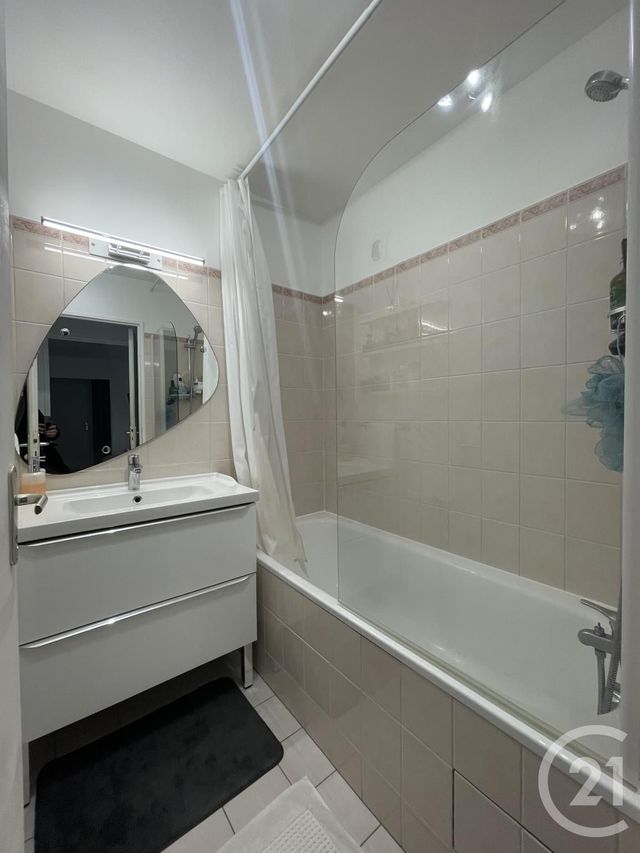 Appartement F2 à vendre - 2 pièces - 44.05 m2 - VILLEPARISIS - 77 - ILE-DE-FRANCE - Century 21 Villeparimo