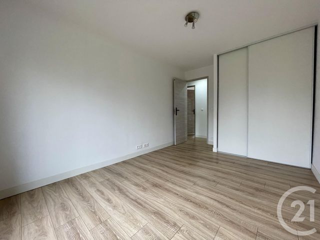 Appartement F4 à vendre - 5 pièces - 102.94 m2 - VILLEPARISIS - 77 - ILE-DE-FRANCE - Century 21 Villeparimo