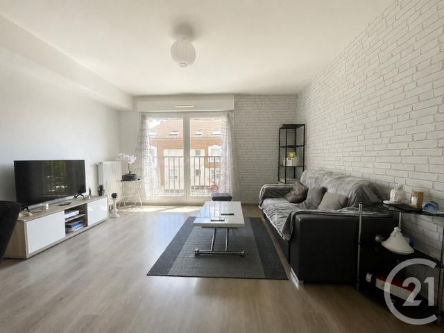 Appartement F2 à vendre - 2 pièces - 41.72 m2 - VILLEPARISIS - 77 - ILE-DE-FRANCE - Century 21 Villeparimo