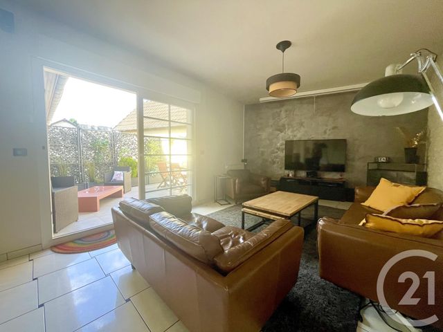 maison à vendre - 9 pièces - 197.7 m2 - LIVRY GARGAN - 93 - ILE-DE-FRANCE - Century 21 Villeparimo
