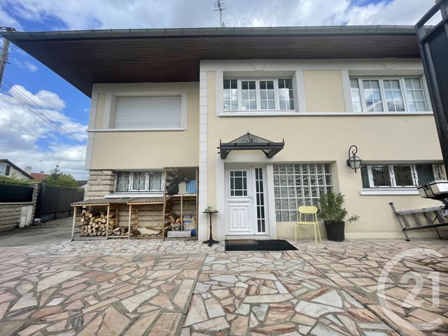 maison à vendre - 9 pièces - 197.7 m2 - LIVRY GARGAN - 93 - ILE-DE-FRANCE - Century 21 Villeparimo