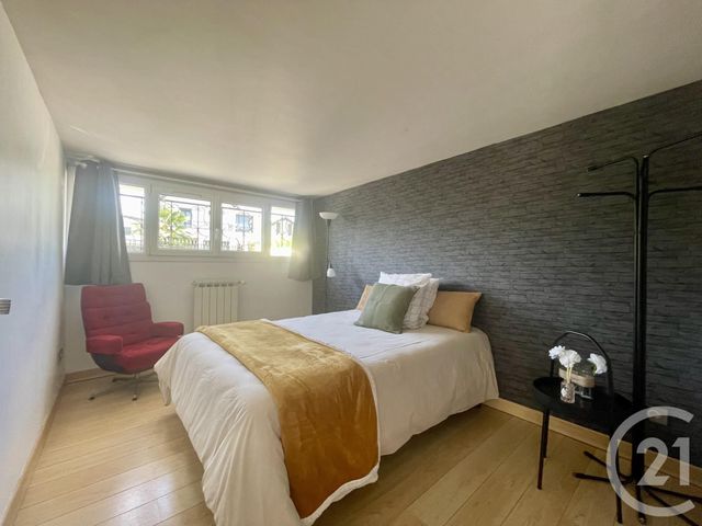 maison à vendre - 9 pièces - 197.7 m2 - LIVRY GARGAN - 93 - ILE-DE-FRANCE - Century 21 Villeparimo