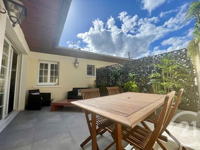 maison à vendre - 9 pièces - 197.7 m2 - LIVRY GARGAN - 93 - ILE-DE-FRANCE - Century 21 Villeparimo