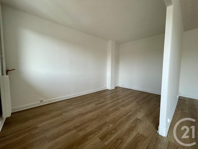 Appartement F4 à vendre - 4 pièces - 70.44 m2 - VILLEPARISIS - 77 - ILE-DE-FRANCE - Century 21 Villeparimo