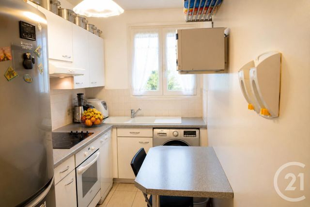Appartement F4 à vendre - 4 pièces - 72.2 m2 - VILLEPARISIS - 77 - ILE-DE-FRANCE - Century 21 Villeparimo